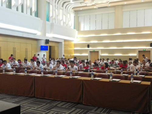 中原地產(chǎn)管理層拓展培訓(xùn)活動(dòng)