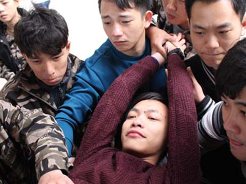 廣東鴻能電力“凝聚力量、熔煉團隊”拓展訓練-大勝團隊